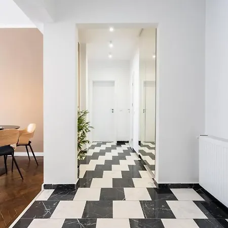 Apartment Elite One Bedroom Old Town Bucharest