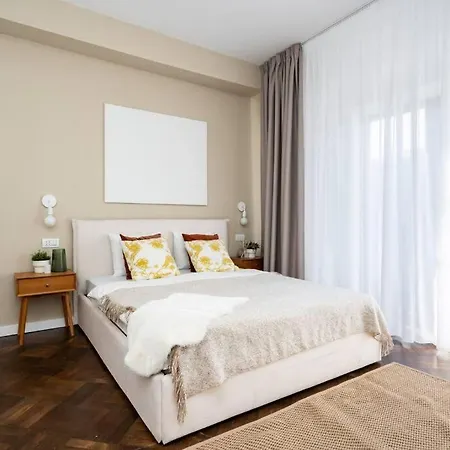 Апартаменти Elite One Bedroom Old Town